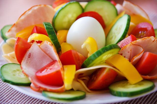 The Healthiest Salads for Busy Lifestyles