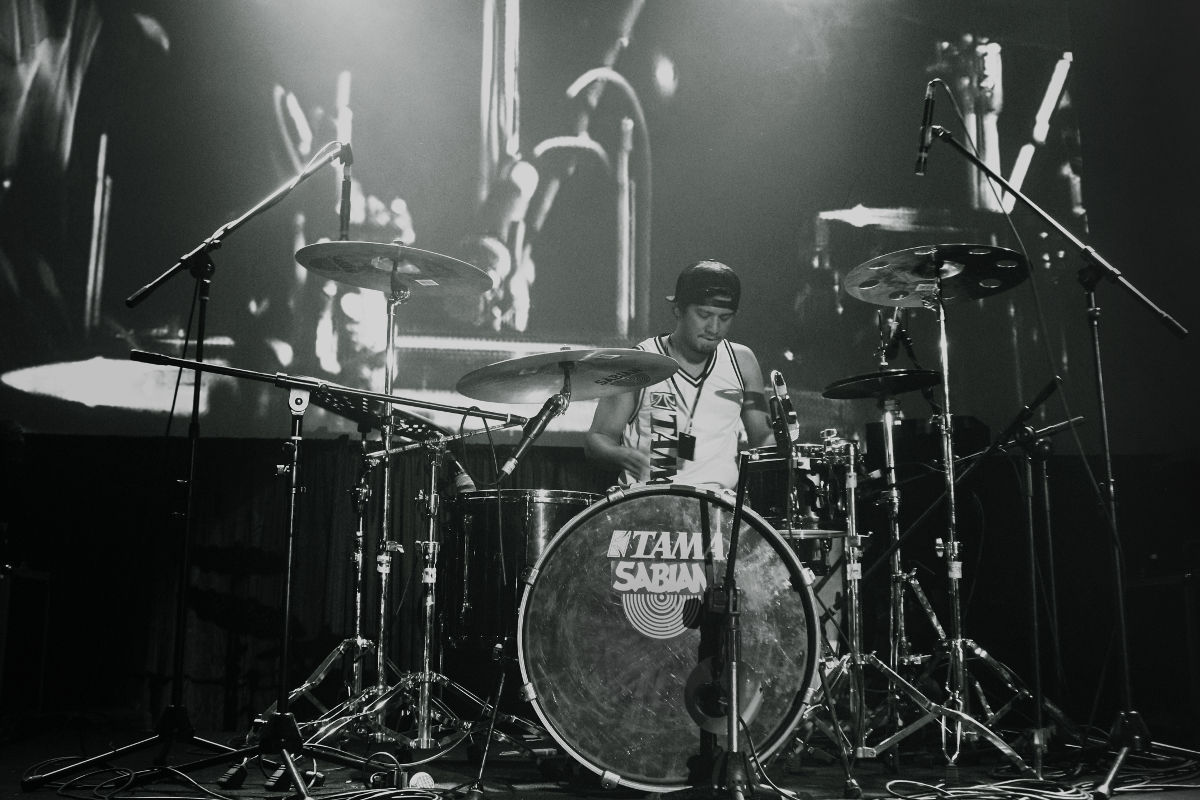 Rock and Roll Never Forgets