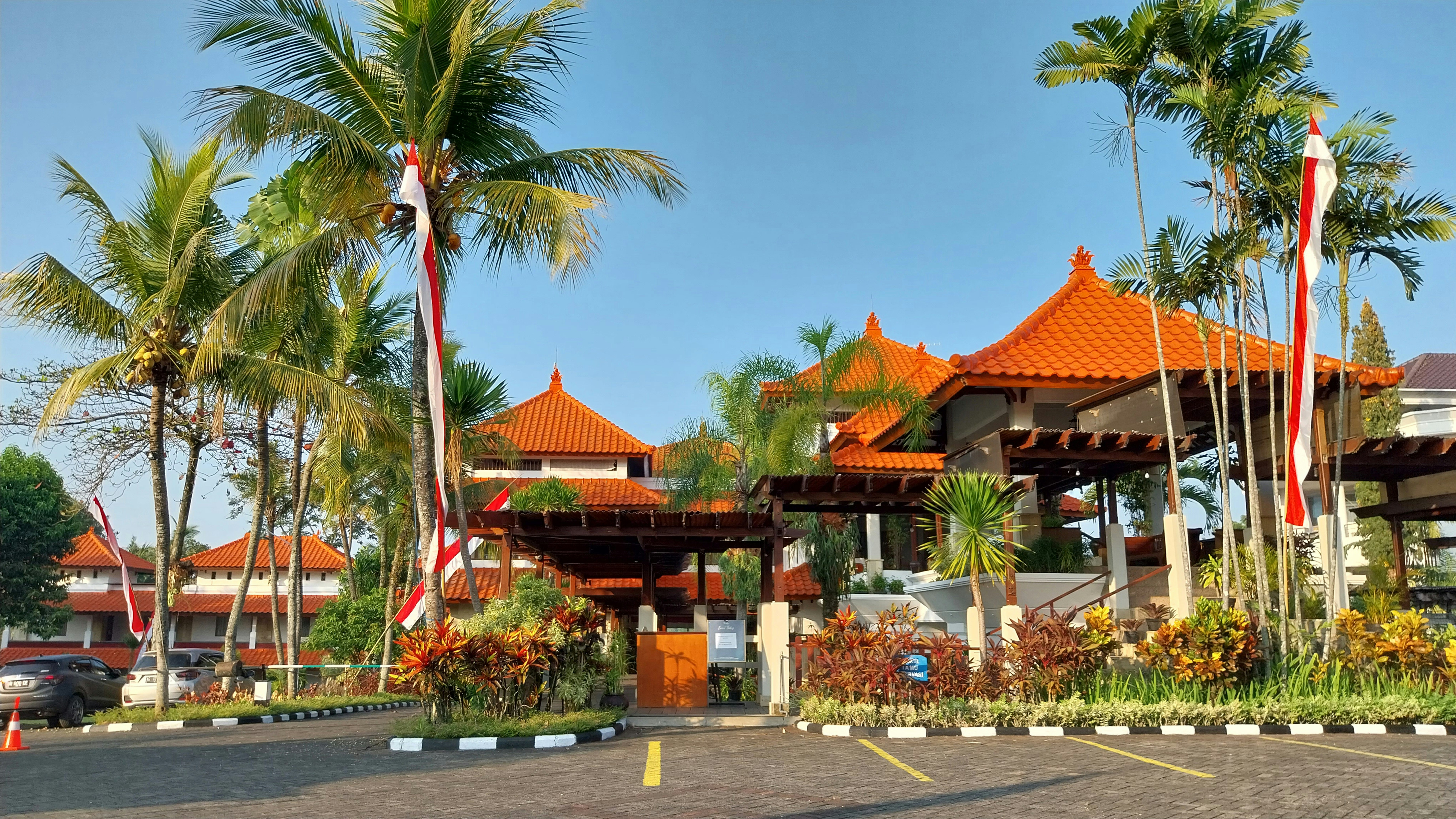 7 Nights Luxury Resort Getaway 