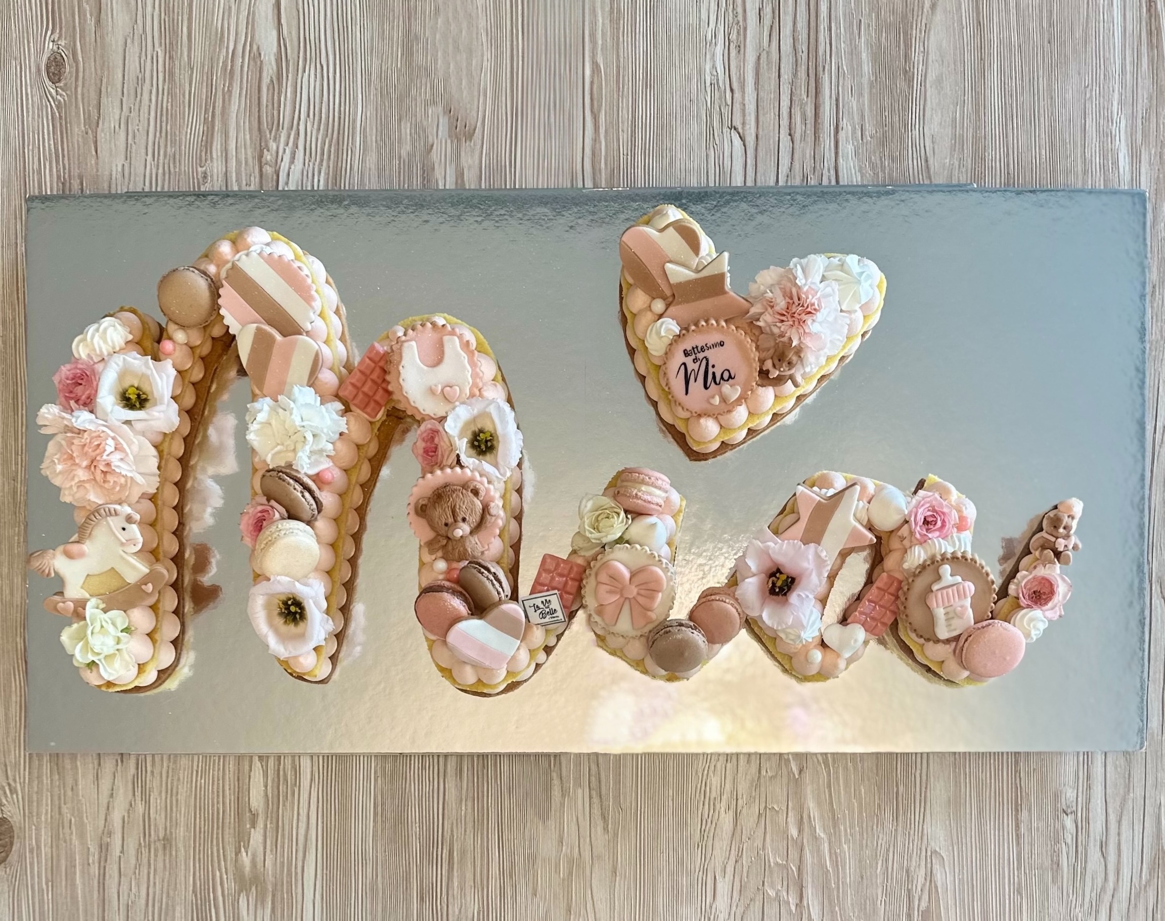 L'eccellenza in Pasticceria a Bergamo. torte classiche, personalizzate, cake art, buone e belle. Cream tart per battesimo